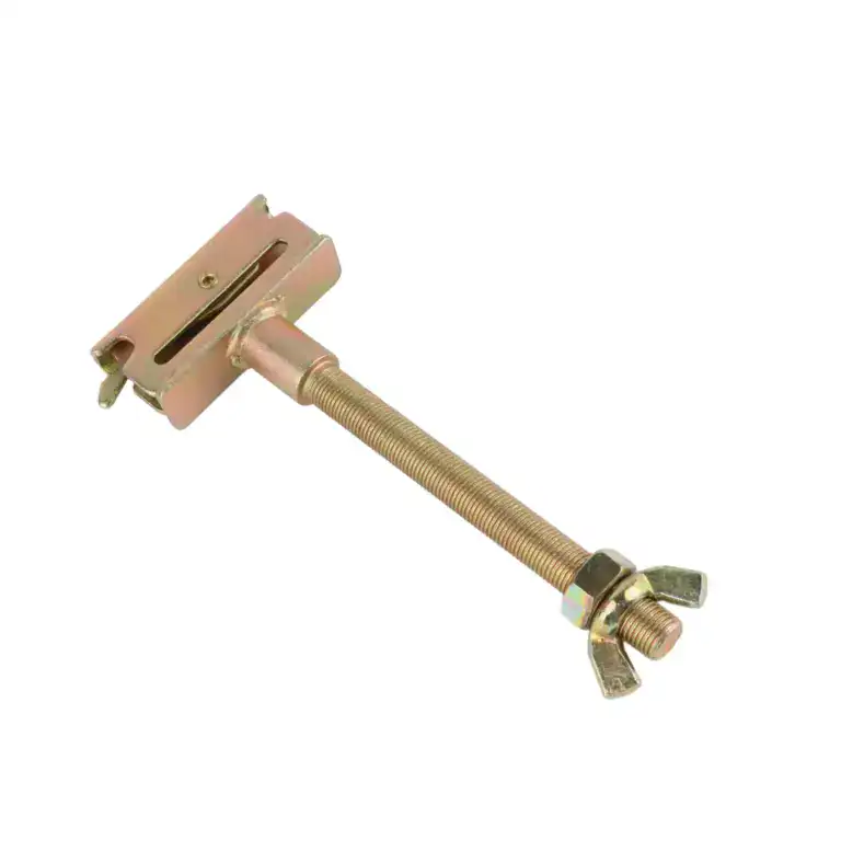 Bolt and clamp assembly for lifting equipment and secure fastening.