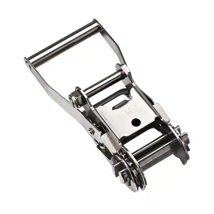 Close-up of a metallic weightlifting belt buckle used for strength training and fitness exercises.