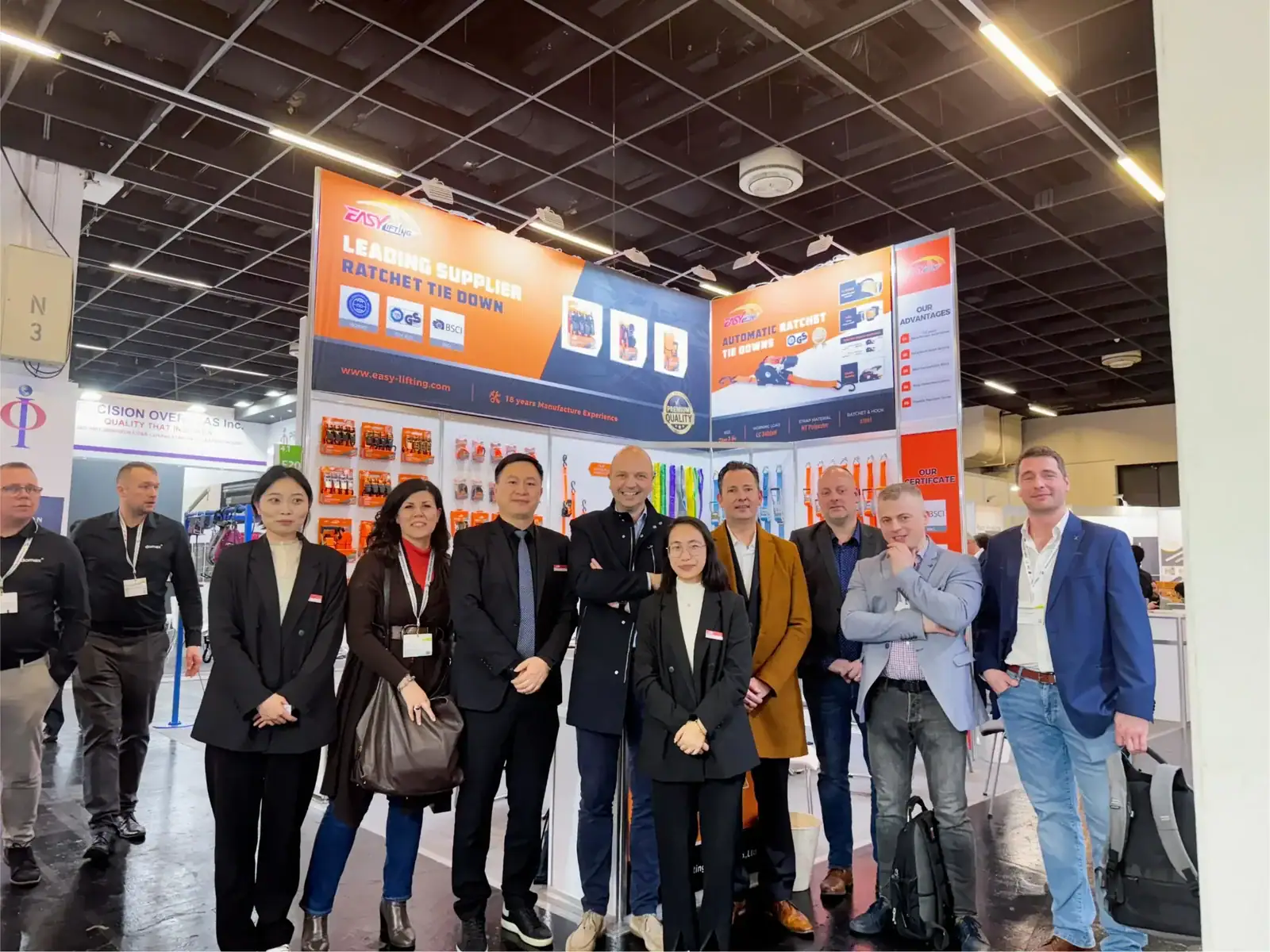 Leading lifting equipment and accessories at Easy Lifting trade show booth.